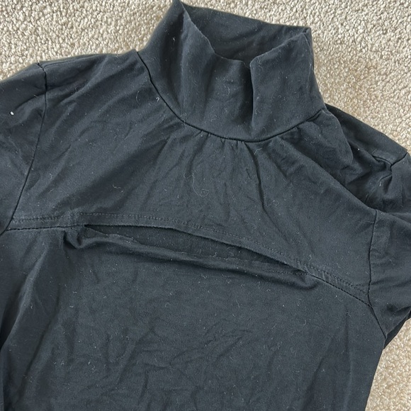 Black Turtleneck Crop Top with Slits | Black Turtleneck | Black Crop Top - Picture 2 of 6